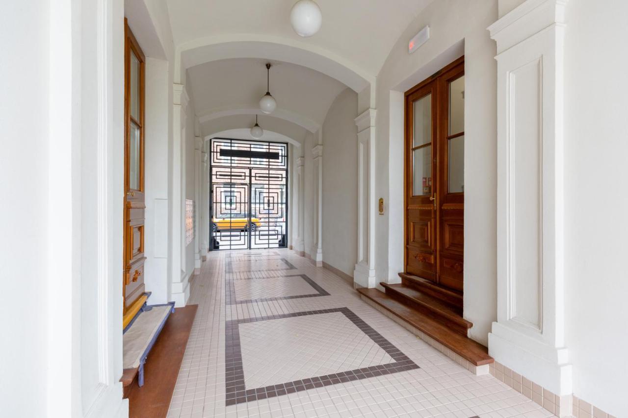 Lux Golden Apartment Praga Kepna By Renters Prestige Warsawa Bagian luar foto