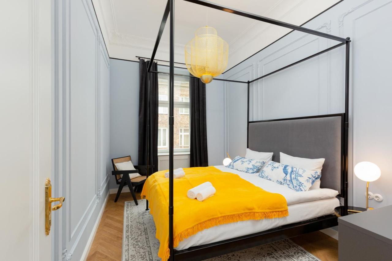 Lux Golden Apartment Praga Kepna By Renters Prestige Warsawa Bagian luar foto